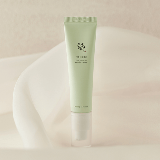 Light On Serum : Centella + Vit C