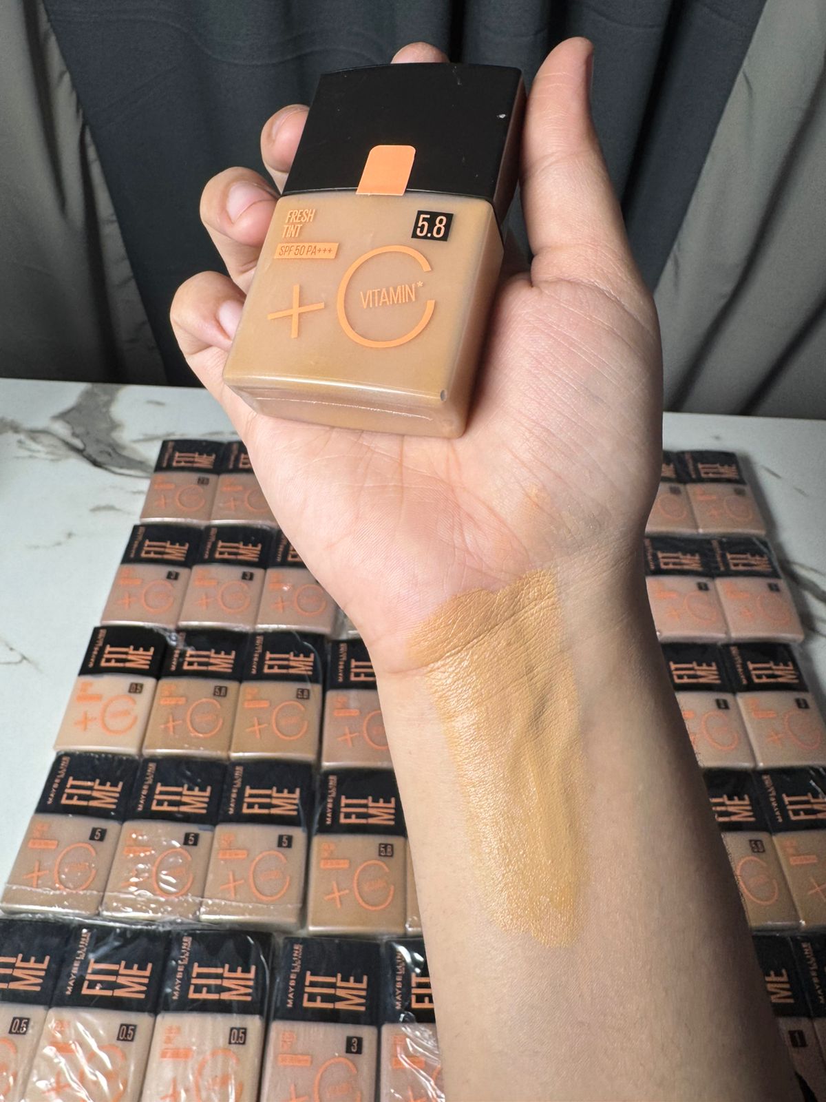 Maybelline Fit Me Fresh Tint Vit C + SPF 50