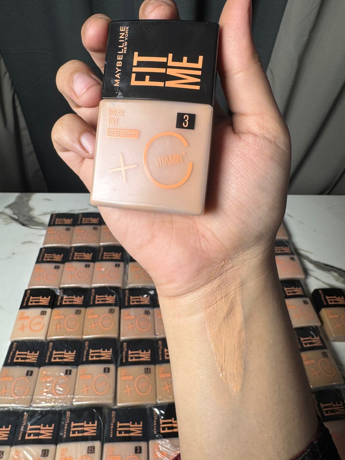 Maybelline Fit Me Fresh Tint Vit C + SPF 50