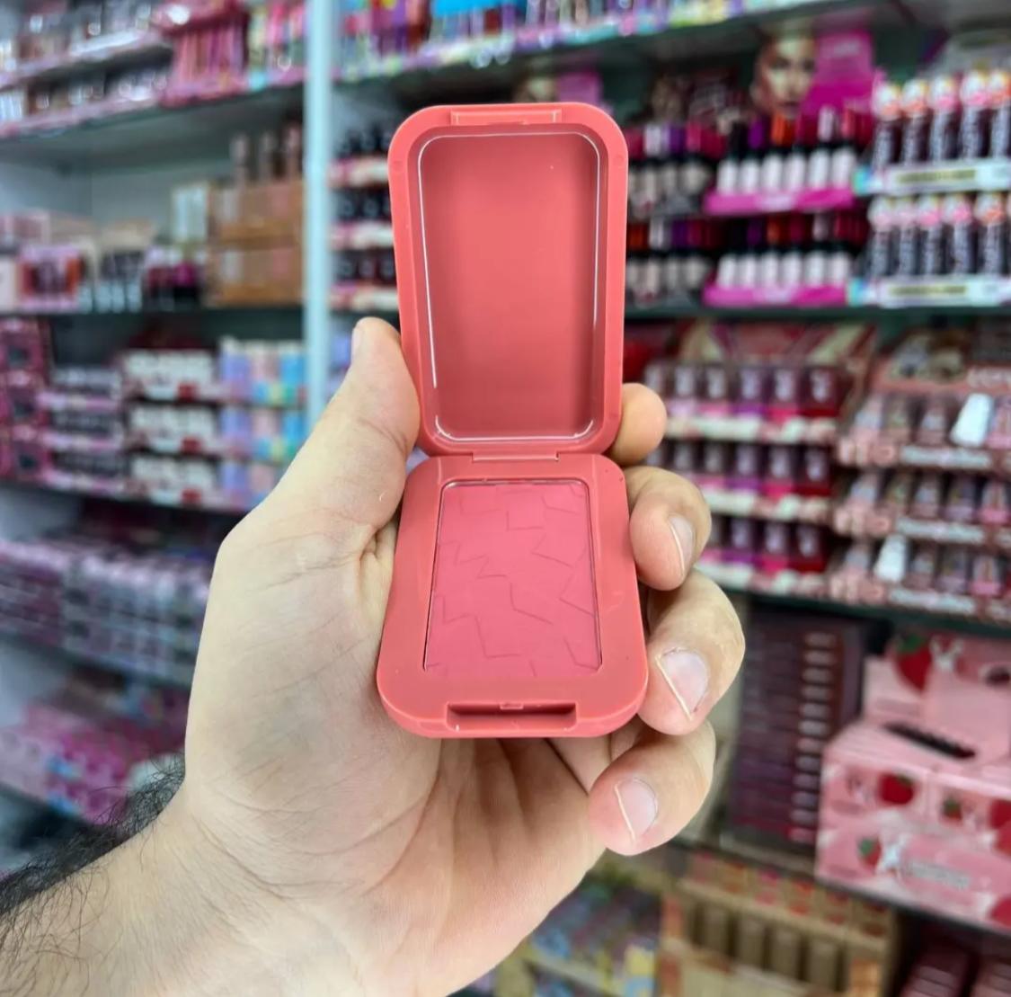 HUDAMOJI PROFESSIONAL MAKEUP BUTTER MATT BLUSH