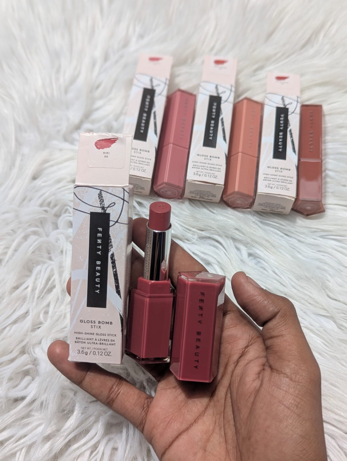FENTY BEAUTY GLOSS BOMB LIPSTICK